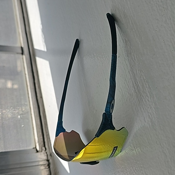 Oakley Men's Sunglasses - Picture 2 of 10